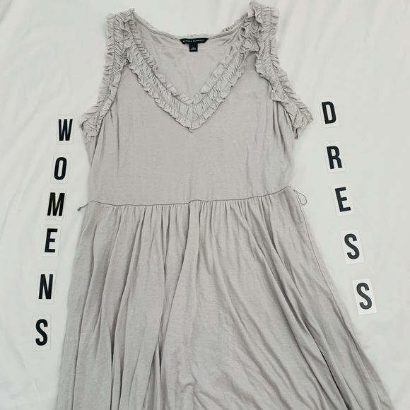 Banana Republic Dresses & Skirts - ☀️SUMMER PIECE☀️